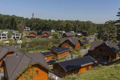 027 Luxe 10 persoons vakantiehuis met sauna gelegen op prachtig vakantiepark in Zuid Limburg