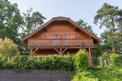 025 Mooi 12 persoons vakantiehuis gelegen op prachtig vakantiepark in Zuid Limburg