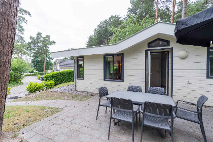 004 Stijlvol 6 persoons vakantiehuis gelegen op prachtig vakantiepark in Zuid Limburg