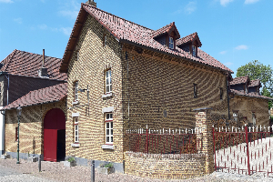 Prachtig 10 persoons vakantieboerderij in Elsloo   Zuid Limburg