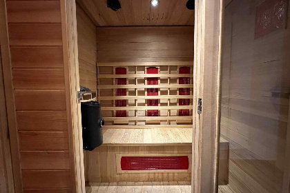 018 Luxe 10 persoons vakantiehuis met sauna in Zuid Limburg