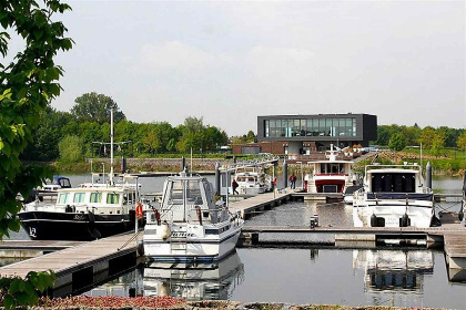 022 Basic 6 persoons vakantiehuis aan de Maasplassen nabij Roermond   Limburg