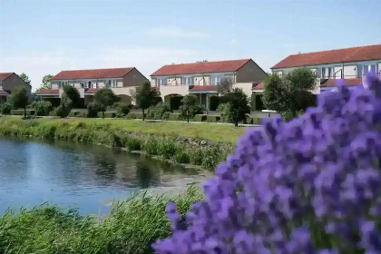 004 Basic 6 persoons vakantiehuis in de haven aan de Maasplassen bij Roermond