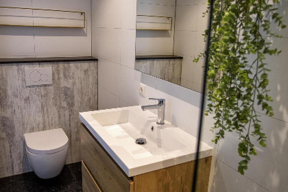 008 Water Cube DeLuxe | 6 personen