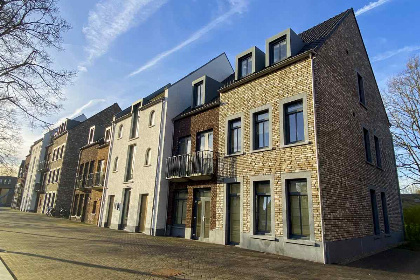 016 Luxe en ruime 8 persoons vakantiewoning in Maastricht, Limburg