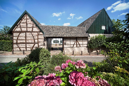 022 Carrehoeve A Gen Beuke I vakantiehuis met zwembad in Limburg