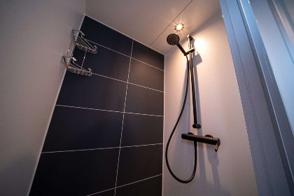 010 De Maasboei