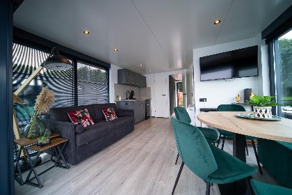 002 Floating in Limburg   rooftop hottub