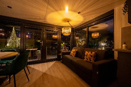 011 Floating in Limburg   rooftop hottub