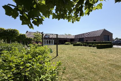 033 Laurahoeve
