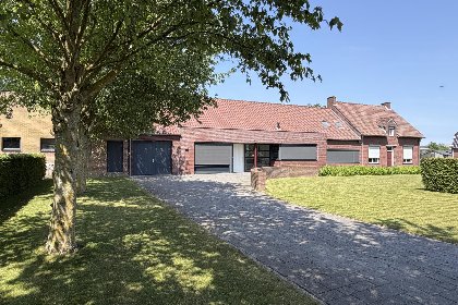 036 Laurahoeve