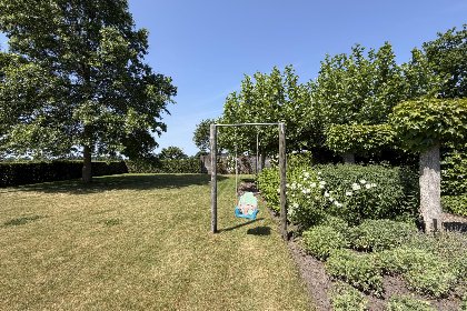038 Laurahoeve
