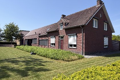 045 Laurahoeve