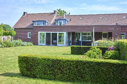 052 Laurahoeve
