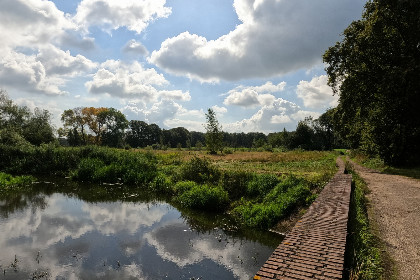 022 Modern ingerichte 6 persoons vakantiehuis gevestigd in een boerderij in Limburg