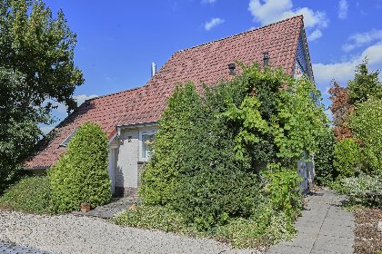 041 Aan de oever
