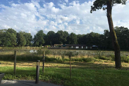 007 Mooi 5 persoons vakantiehuis op gezellig familiepark in Limburg