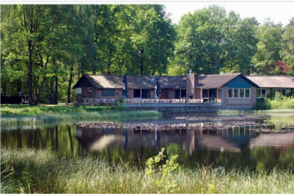 049 Mooi 5 persoons vakantiehuis op gezellig familiepark in Limburg