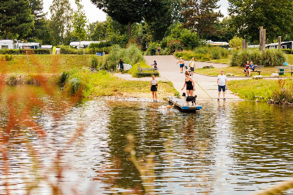 003 Comfortplaats aan het water   autovrij