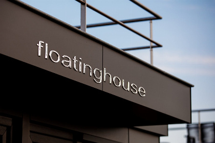 020 Floating House