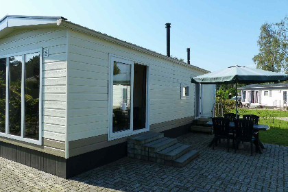 001 Basic 4 persoons chalet op een vakantiepark in Baarle Nassau