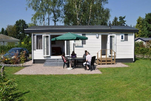 Compact 4 persoons chalet op een vakantiepark in Baarle Nassau