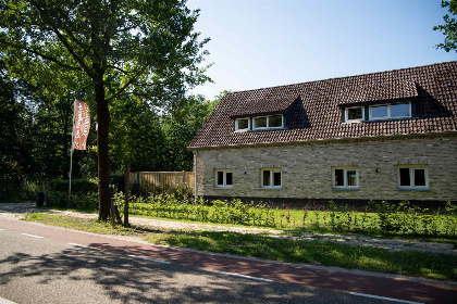 011 Luxe 12 persoons familiehuis nabij het Brabantse Bergeijk