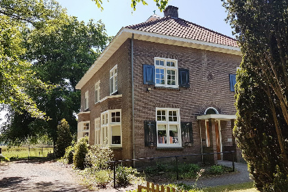 018 Pastoorswoning   bijzonder en luxe vakantiehuis in Brabant