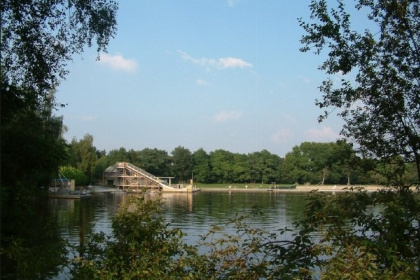 027 Mooi vrijstaand chalet voor 5 personen op een familiepark in Noord Brabant