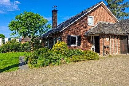 019 Genderens Buiten