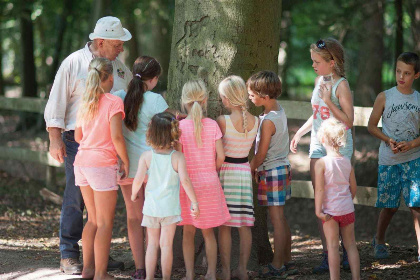 019 Mooie 24 persoons groepsaccommodatie op een boerderijcamping in Goirle