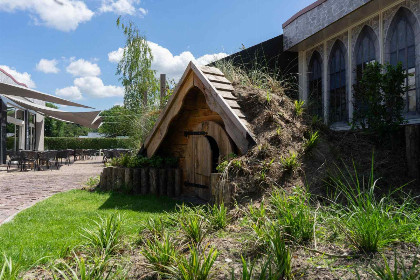 022 Chalet voor 4 2 personen op kindvriendelijk vakantiepark binnen  en buitenzwembad