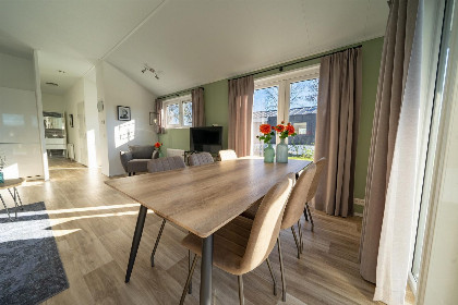 001 Chalet voor 6 personen op autoluw kindvriendelijk vakantiepark in Kaatsheuvel