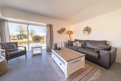 006 Chalet voor 6 personen op een kindvriendelijk vakantiepark in Kaatsheuvel