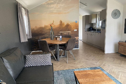 007 Leuk chalet voor 4 personen op een kindvriendelijk vakantiepark nabij de Efteling