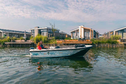 013 Gezellig 6 persoons chalet in waterrijk gebied nabij Nijmegen