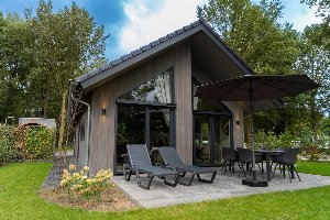Ecovilla Waterzicht Comfort met Sauna 