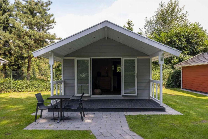 001 Knus 2 persoons tiny house, gelegen op een vakantiepark in een prachtige bosrijke omgeving