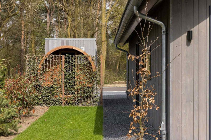 011 Sfeervolle 6 persoons ecovilla met sauna, gelegen in de bosrijke omgeving van Oirschot