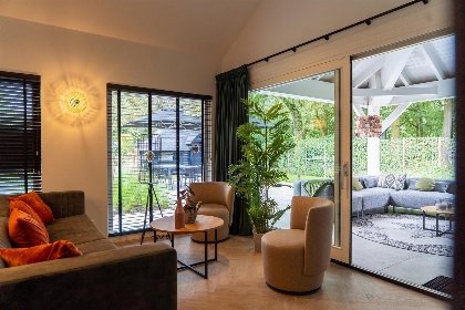 012 Wellness Villa met 2 Sauna's, Jacuzzi 