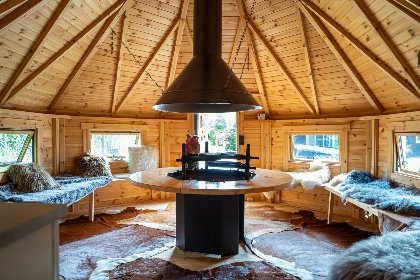 017 Wellness Villa met 2 Sauna's, Jacuzzi 