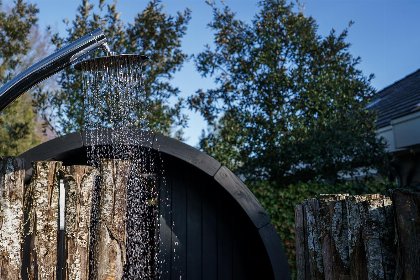 022 Wellness Villa met 2 Sauna's, Jacuzzi 