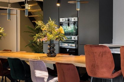 025 Wellness Villa met 2 Sauna's, Jacuzzi 