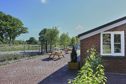 051 De Rouwenbogt