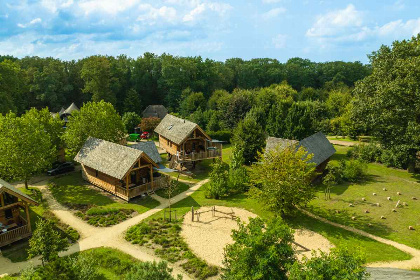 040 Luxe 8 persoons vakantiehuis met sauna en hottub in Noord Brabant