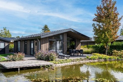 001 Villa Waterzicht Luxe met Hottub | 6 personen