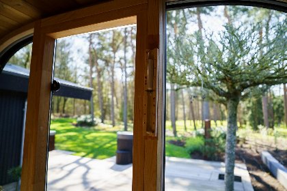014 Wellness Suite met Hottub 