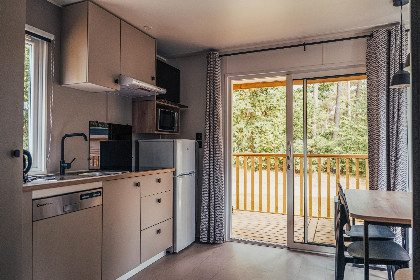 003 Loggia Wood