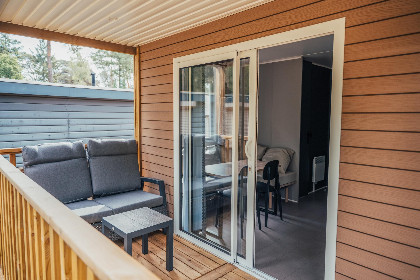 010 Loggia Wood