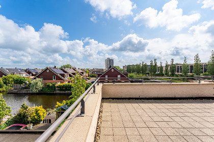 037 Alkmaar aan het Water